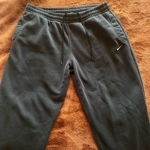 ❌SOLD❌ Black XL Nike Straight Leg sweatpants